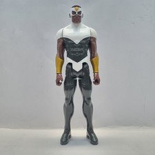 The Falcon - Cinza 12" (2014) -SEM ASAS - Avengers Assemble Titan Hero - Hasbro, usado comprar usado  Enviando para Brazil