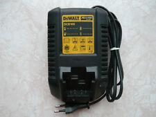 Chargeur dewalt dcb100 d'occasion  Cérans-Foulletourte