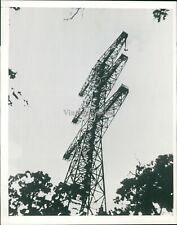 1939 Torre de antena vintage equipamento de árvores de céu alto fora foto vintage 7X9, usado comprar usado  Enviando para Brazil