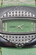Usado, ﻿Relógio feminino ABC quartzo retangular face verde aço inoxidável traseiro 651 funcionando comprar usado  Enviando para Brazil