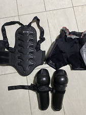 Protezioni dainese paraschiena usato  Castelleone