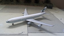 Airbus 340 500 d'occasion  Expédié en Belgium