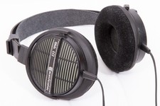 Beyerdynamic dt990 headphones for sale  LANGPORT