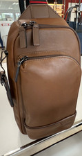 NOVA Mochila Transversal Tumi Harrison GREGORY Sling - COURO MARROM CONHAQUE❗️ comprar usado NOVA Mochila Transversal Tumi Harrison GREGORY Sling - COURO MARROM CONHAQUE❗️ comprar usado  Enviando para Brazil