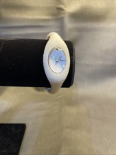 Relógio esportivo digital feminino Breo Sports pulseira branca comprar usado Relógio esportivo digital feminino Breo Sports pulseira branca comprar usado  Enviando para Brazil