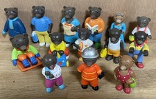 Figurines famille petit d'occasion  Cogolin