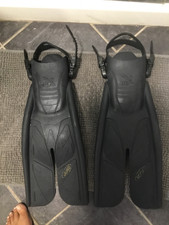Lomo split fins for sale  FLEET