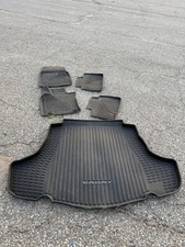 Toyota Camry 2025, Conjunto de 5 Tapetes/Tapete de Chão, Preto, Original OEM, usado comprar usado Toyota Camry 2025, Conjunto de 5 Tapetes/Tapete de Chão, Preto, Original OEM, usado comprar usado  Enviando para Brazil
