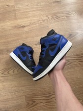 Air jordan mid for sale  IPSWICH