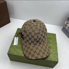 Cappello gucci usato  Isola di Capo Rizzuto