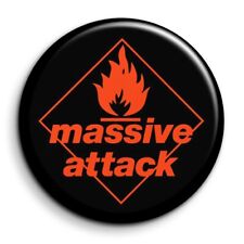 Massive attack badge d'occasion  Paris-