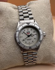 Tag Heuer 2000 Series relógio feminino quartzo 28mm, Ref 972.008 comprar usado Tag Heuer 2000 Series relógio feminino quartzo 28mm, Ref 972.008 comprar usado  Enviando para Brazil