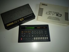 Yamaha qy10 sequencer gebraucht kaufen  Elsoff, Rehe, Oberroßbach