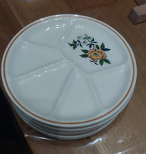 Assiettes compartiments faïen d'occasion  Le Palais-sur-Vienne