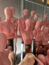 Manichini assortiti pregio usato Manichini assortiti pregio usato  Bassano del Grappa