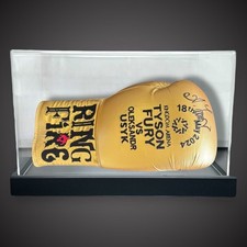 Oleksandr usyk signed for sale  CHRISTCHURCH