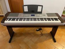Yamaha portable grand usato  Abano Terme