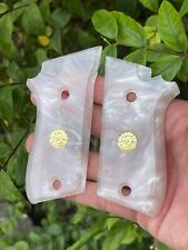 Punho de pistola PT92 CS para TAURUS 9mm. Logotipo artesanal de resina cor dourada frete grátis comprar usado  Enviando para Brazil