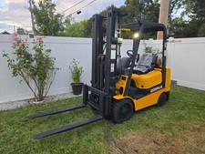Caterpillar gc25k 5000lbs. for sale  Chicago