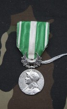 Médailles militaires françai d'occasion  Sarry