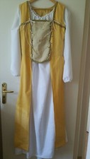 Robe medievale femme d'occasion  Saint-Pierre-du-Perray