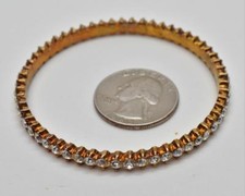 Brazalete Infantil De Bangle Con Rhinestones Claros En Dorado Vintage De 2 1/8" comprar usado  Enviando para Brazil