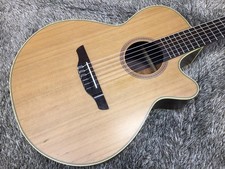 Takamine npt 110n d'occasion  Expédié en Belgium
