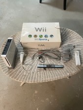 Console Nintendo Wii branco, todos os cabos, 1 Nunchuk, 1 controle remoto comprar usado Console Nintendo Wii branco, todos os cabos, 1 Nunchuk, 1 controle remoto comprar usado  Enviando para Brazil