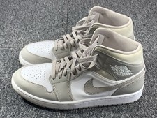 Tênis Nike Air Jordan 1 linho médio cinza universitário masculino EUA 9.5 554724-082 comprar usado  Enviando para Brazil