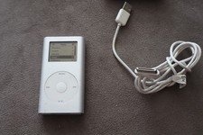 Original apple ipod for sale  GREAT YARMOUTH