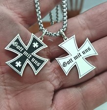 Collana ciondolo croce usato  San Tammaro