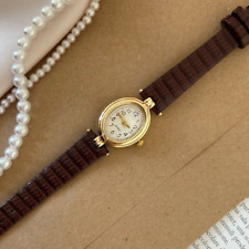 Leather womens watch usato  Torino