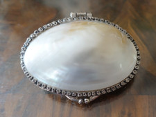 Large mother pearl d'occasion  Expédié en Belgium