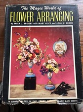 The Magic World Of Flower Arranging, usado comprar usado  Enviando para Brazil