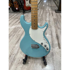 Line6 variax600 guitare d'occasion  Expédié en France