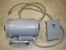 Singer sewing machine for sale  Albion
