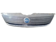 Mascherina anteriore fiat usato  Tronzano Vercellese