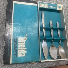 Oneida craft set for sale  HARLOW