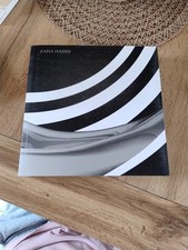 Zaha hadid con usato  Italia