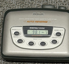 RCA Leitor de Cassete Portátil/FM AM RÁDIO RP-1882B Usado FUNCIONA MUITO BEM! VINTAGE comprar usado  Enviando para Brazil