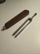 Ancien diapason etui d'occasion  Montgeron