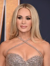 Armario usado Carrie Underwood / Armario de producción / 2023 segunda mano  Embacar hacia Mexico