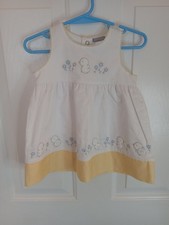 Baby girl clothes for sale  Wade