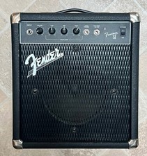 Fender frontman 15r d'occasion  Paris IX