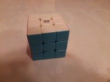 Cubo de velocidade Qiyi quebra-cabeça mágico suave torção brinquedo de presente cubo sem adesivo 3x3x3 comprar usado Cubo de velocidade Qiyi quebra-cabeça mágico suave torção brinquedo de presente cubo sem adesivo 3x3x3 comprar usado  Enviando para Brazil