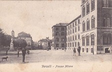 Vercelli piazza milano usato  Roma