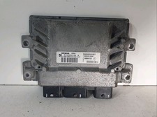 Calculateur moteur renault d'occasion  Saint-Gildas-des-Bois