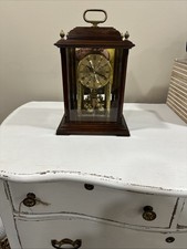 Relógio manto aniversário casa Pensilvânia operado por bateria madeira vidro testado comprar usado Relógio manto aniversário casa Pensilvânia operado por bateria madeira vidro testado comprar usado  Enviando para Brazil