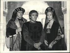 1986 Press Photo Elenco de "Christopher Columbus" exibido na CBS Television comprar usado  Enviando para Brazil