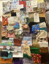 Grande Lote de Tecido; Quadrados, Tiras, Peças, 8,5+ Libras Vintage e Moderno comprar usado  Enviando para Brazil